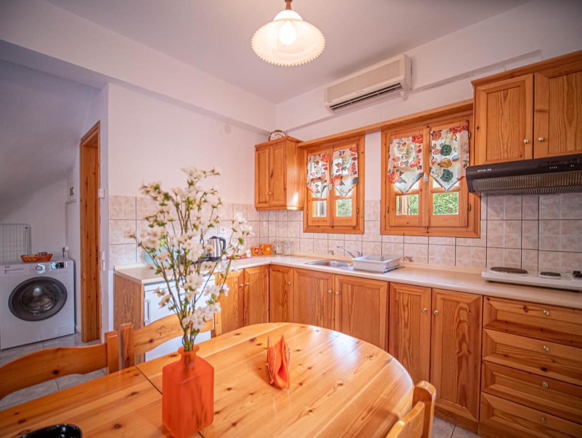 Orange House For Big Families In Damouchari - Delicious Houses ภายนอก รูปภาพ