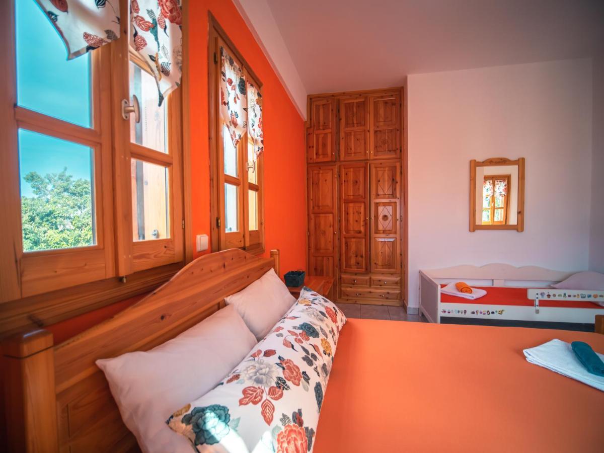 Orange House For Big Families In Damouchari - Delicious Houses ภายนอก รูปภาพ