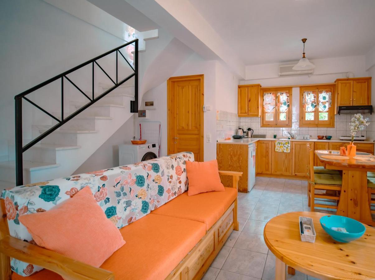 Orange House For Big Families In Damouchari - Delicious Houses ภายนอก รูปภาพ
