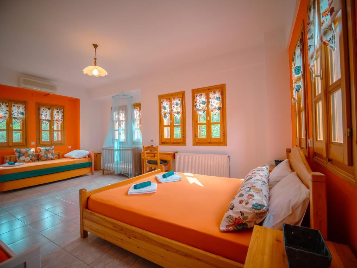 Orange House For Big Families In Damouchari - Delicious Houses ภายนอก รูปภาพ